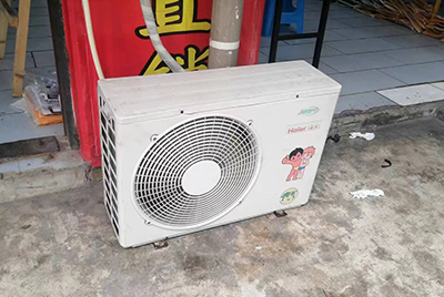 万全空调突然不制冷只吹自然风怎么办？